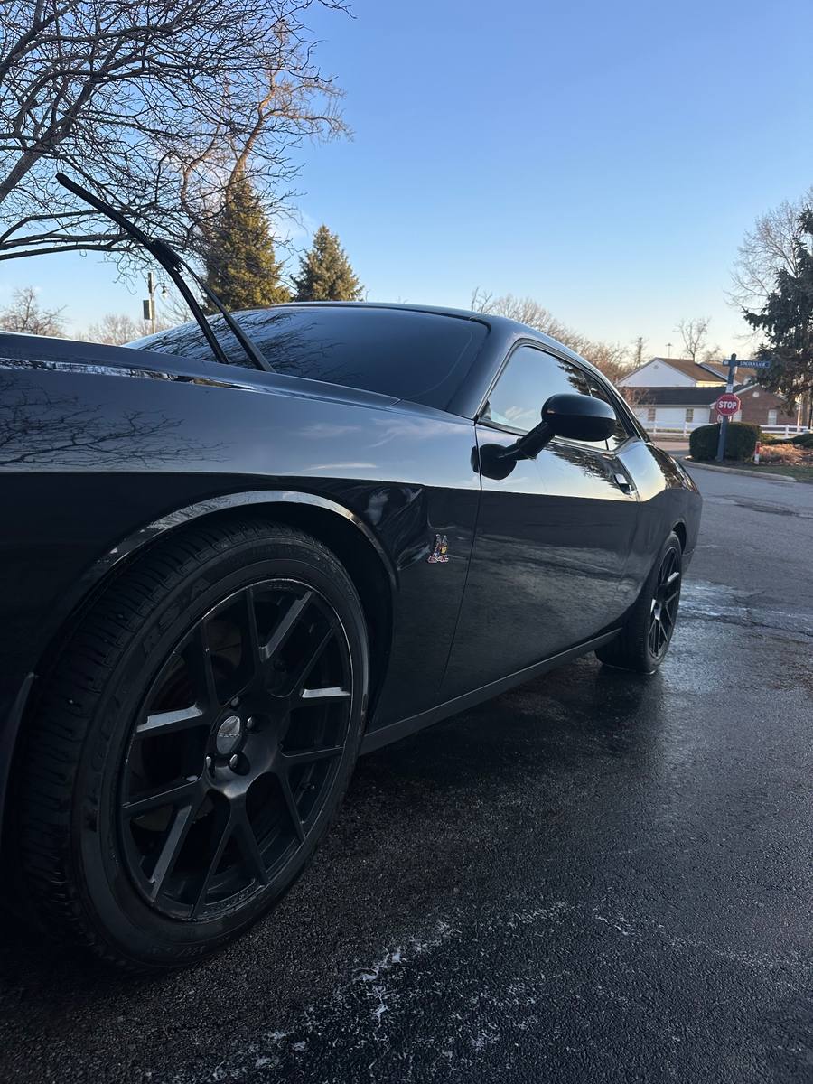 Dodge Challenger exterior