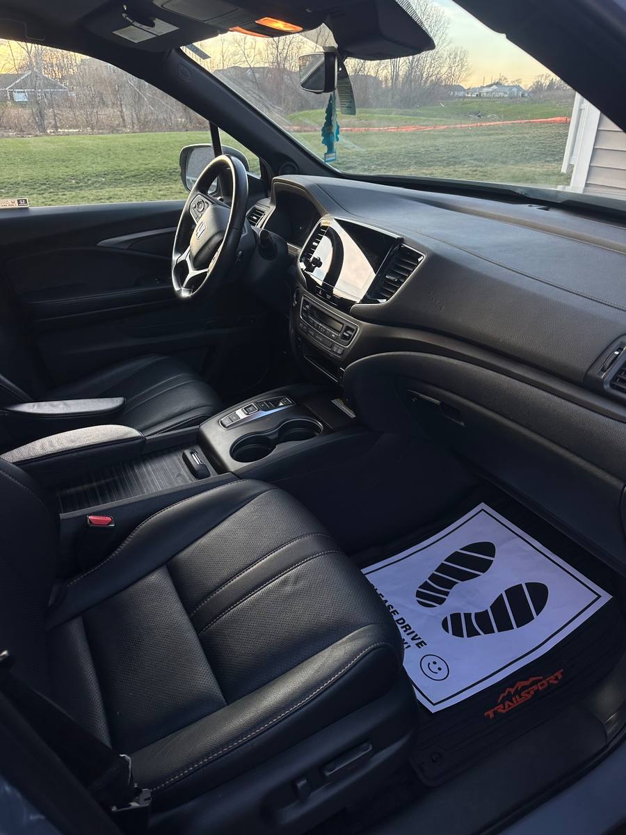 Honda Passport interior